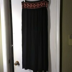 Forever 21 1X Maxi Skirt with Embroidered Waist